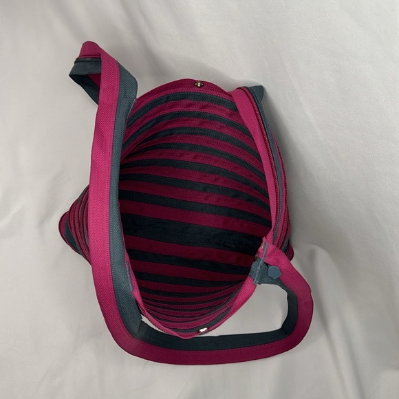 Super Fun Zip-It Zippered Tote - Picture 4 of 6